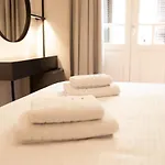 Taskou Luxury *