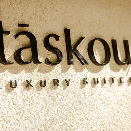 Taskou Luxury *