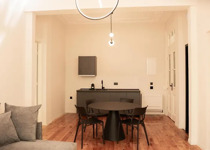 Taskou Luxury Lägenhet